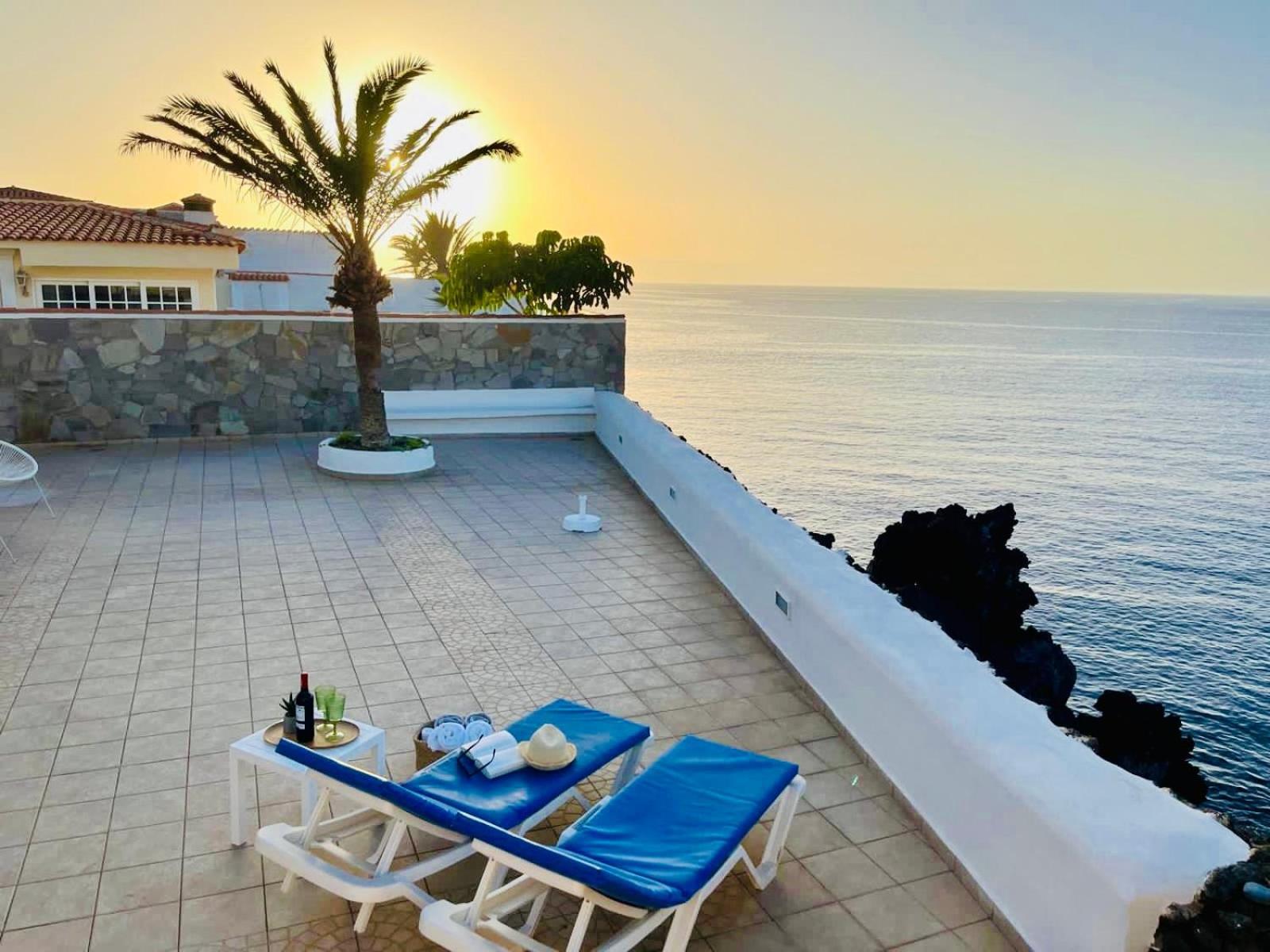 פוארטו דה סנטיאגו Beachfront Villa And Pool מראה חיצוני תמונה